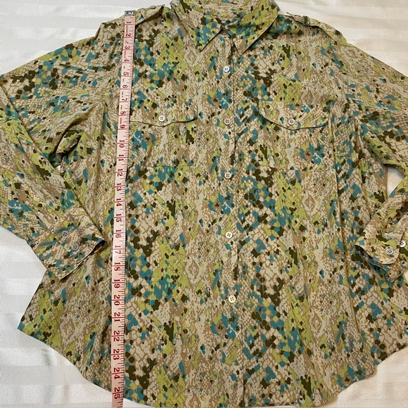 Kate Hill Woman Silk Blend Snake Print w/ Gold Pattern Sz 1X Button-Up Blouse - Picture 8 of 15